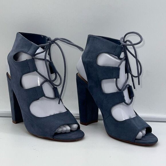 JustFab Lizette Strappy Chunky Heel Sandals - Picture 2 of 10